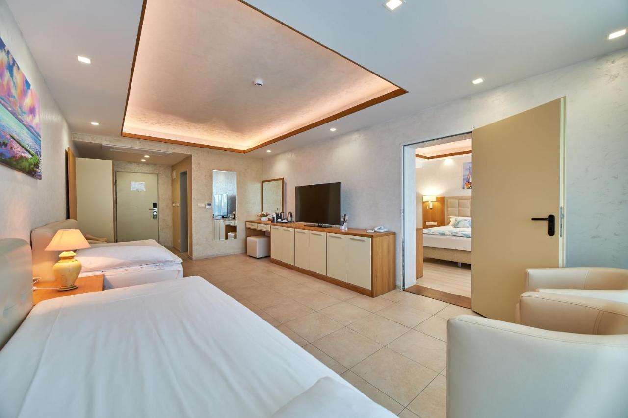 Bilyana Beach Hotel Nesebar Bagian luar foto